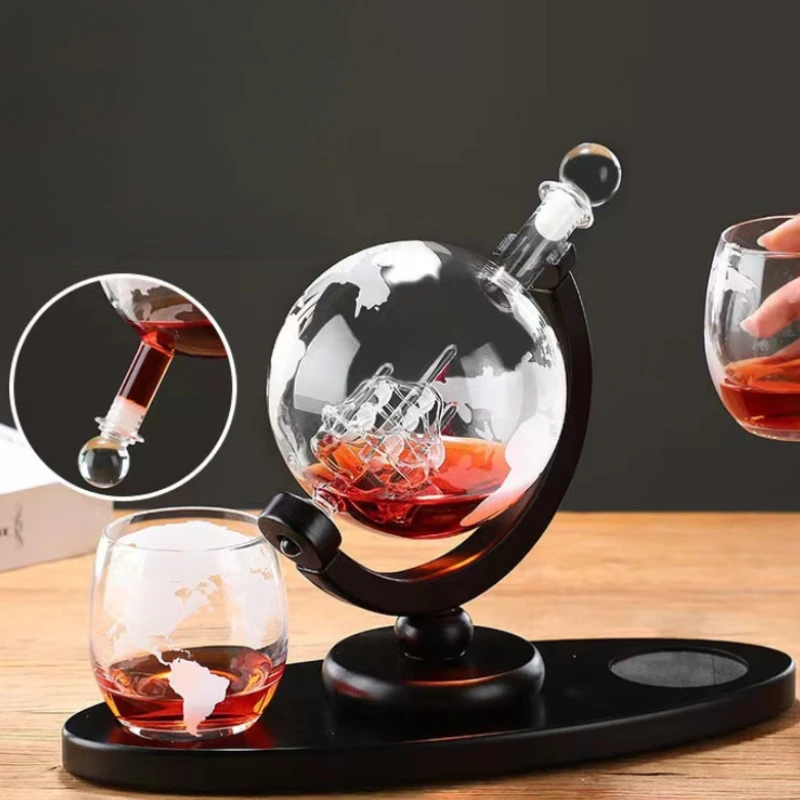 Globe Shaped Whiskey Decanter  - đánh giá và giá Decanter Aerator Set